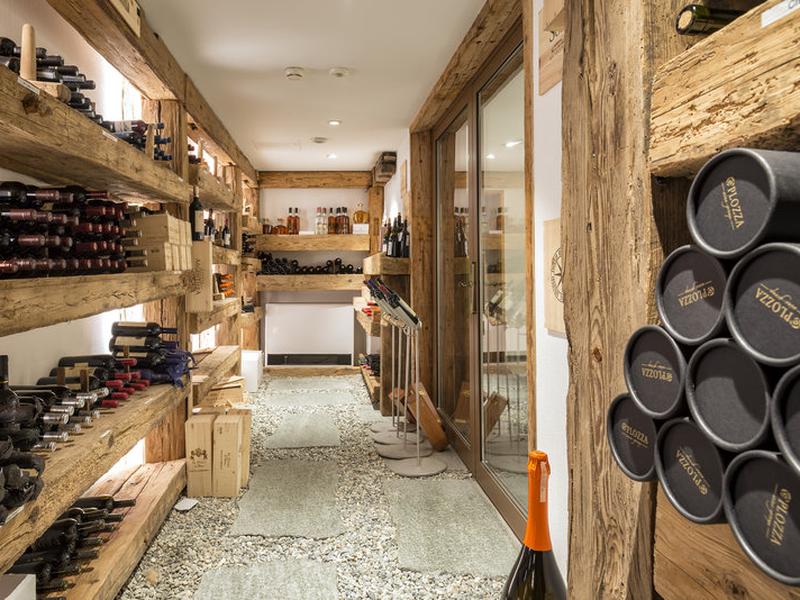 D31CC8CD83E41D36ADB516B01F8D2936