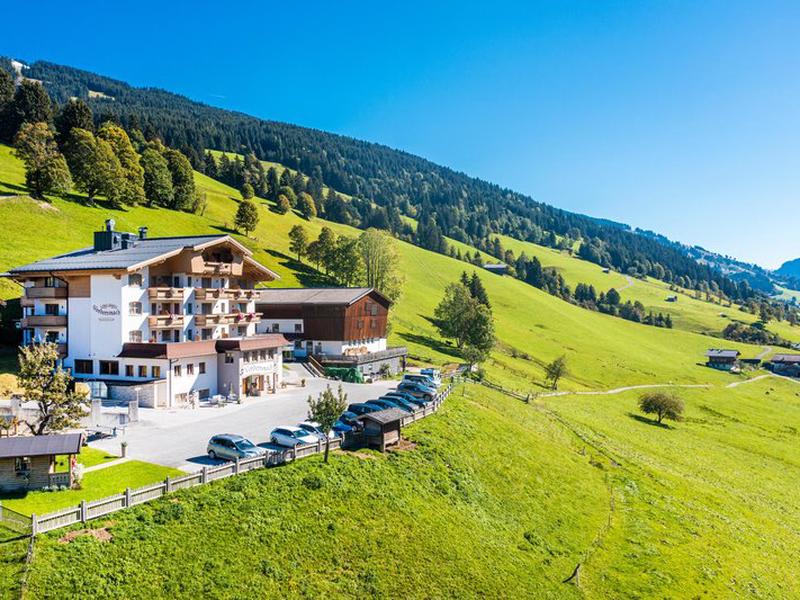 CE060A9757CFD99B085BBA69FC7AC85E