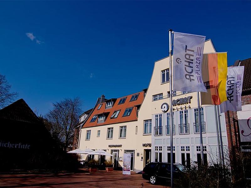 37C5A9B6FF2FF2D91B4B56C8C8298104