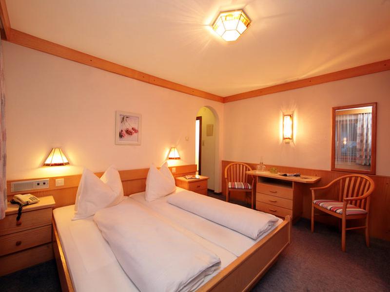 783D4207737857D2883E6BFBAB6960CC