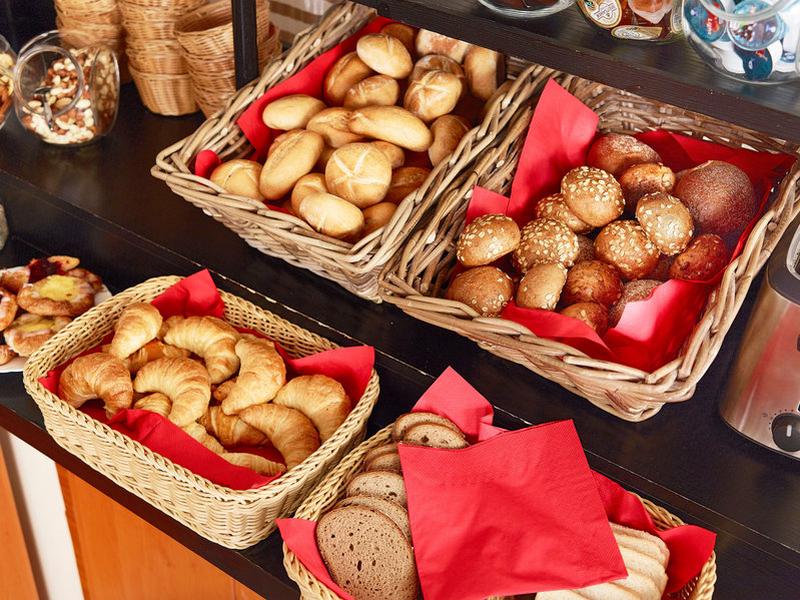 DBAC5E56EFD318733541B7FFF9D35C95