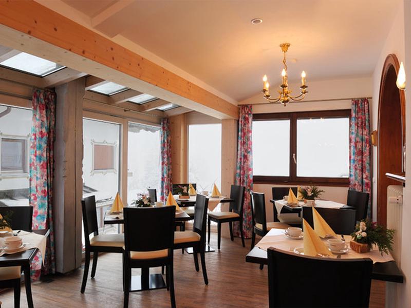 B3A8C1E029C70A58F5E7C124E1EC0E61