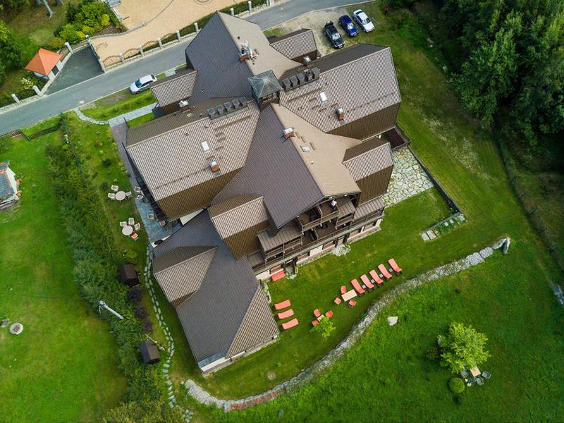 9BC9B13656E34F5A7164F7943D0F702F