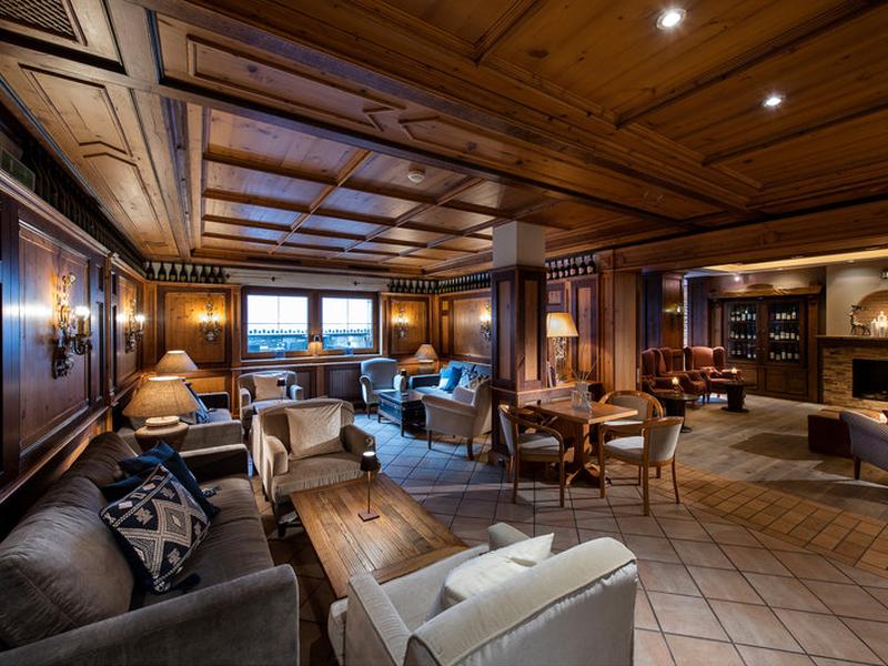 E941E80F893446D77F9992499407E52E