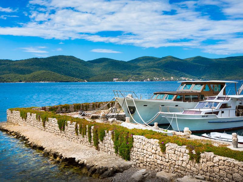 A426F75D3E53F22407B99C1617B50AF8