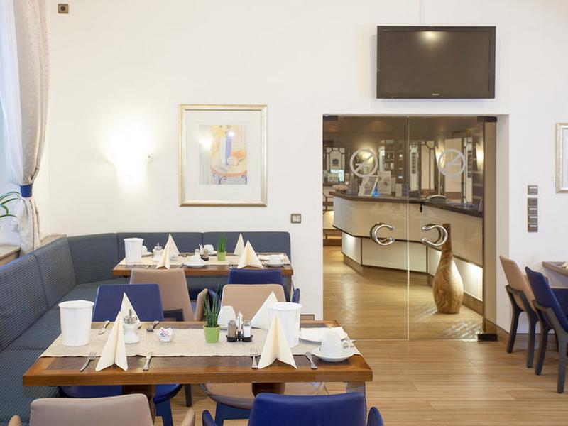 EBF59EDBC9F6B88F64D28BF011F76BB0