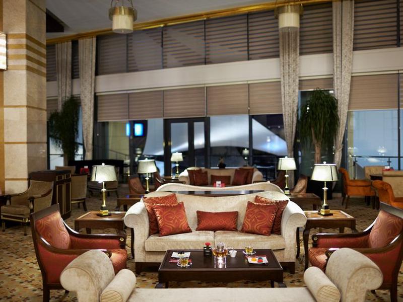 AB22927844544719E5BB08B7A444AB84