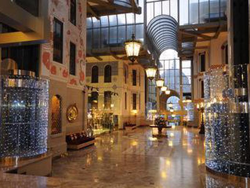 1933B0BF4BADE15A0FFB75D8F03B0C84