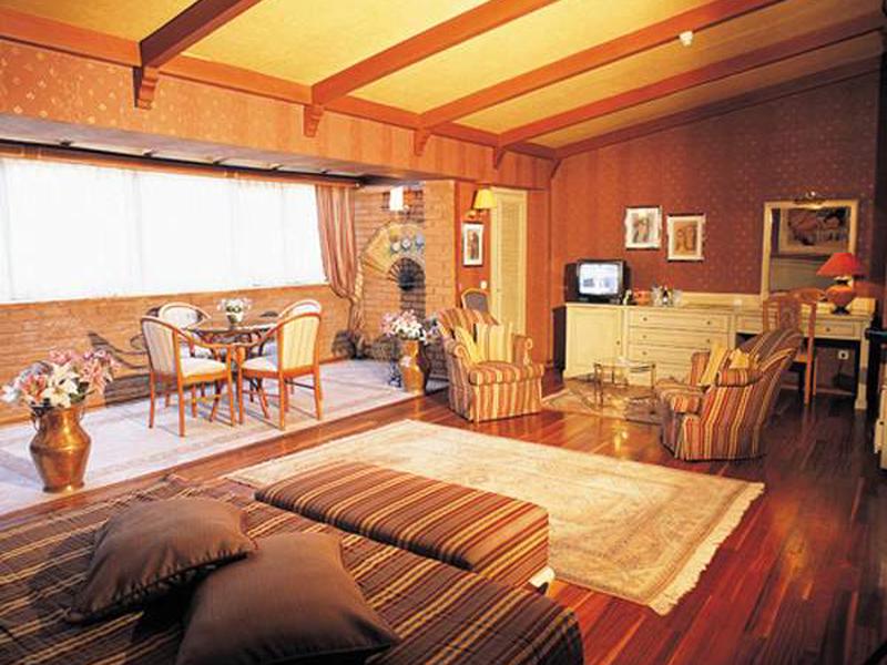 D14BAF54AD7047014E80ECC413942EA0