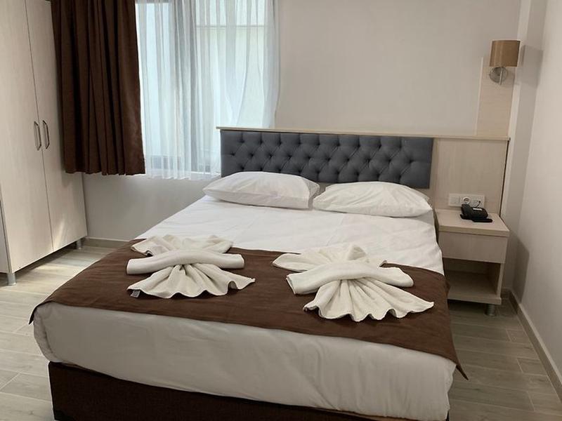 EE3DCA57C1B860807ADA20D808DC067E