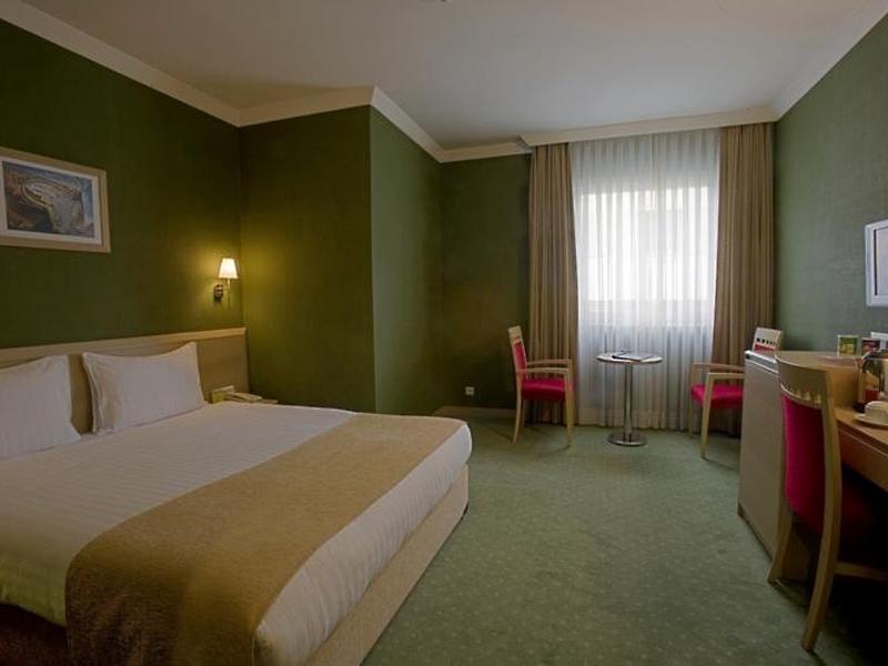 A2C8F8D2D130497C7288E1E108B58709