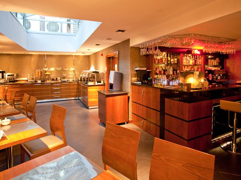 4096518B6AC3A0C63E58F08238BF1C77