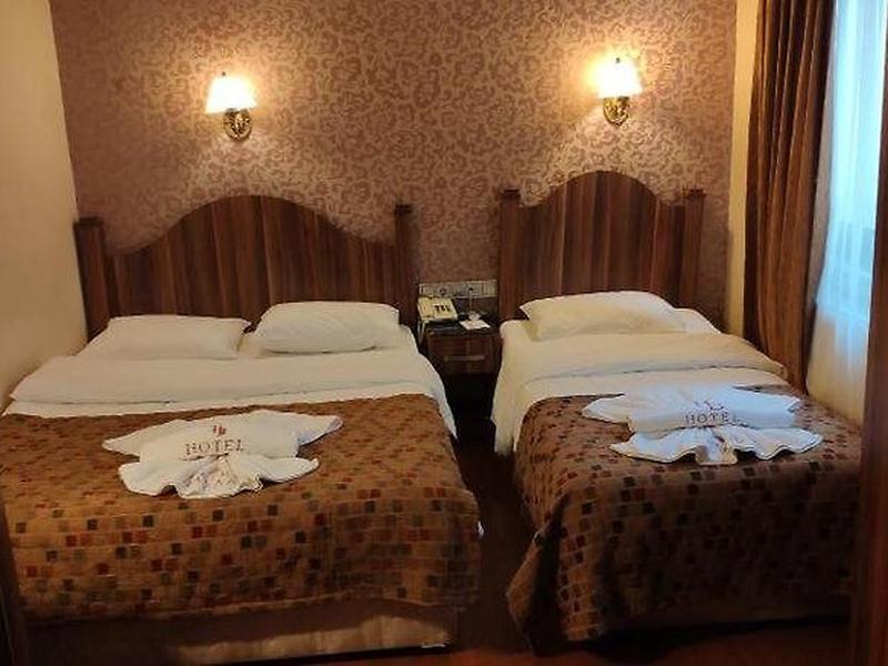 015F410342BF6EED1334472C2DE111B1