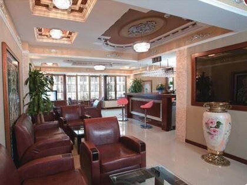 53AC5FC66B6148BFC2AD615C01776825