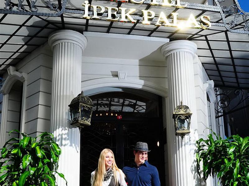 53C9D7E4504DDBF8297E16ABB107C6F8