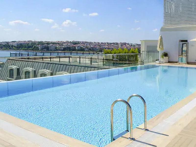 E895C778350CE64DD4D0512E3F97214F