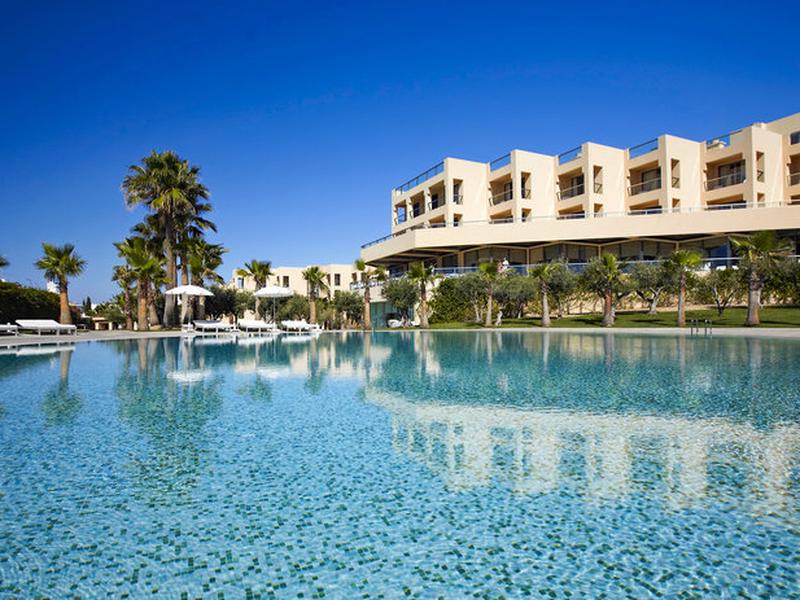 DB24DA0BA701104313B3B3810A33F7C7