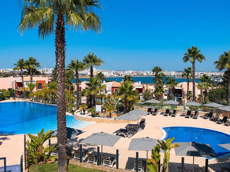 838D8FE41BC04D77B19C72E031800311