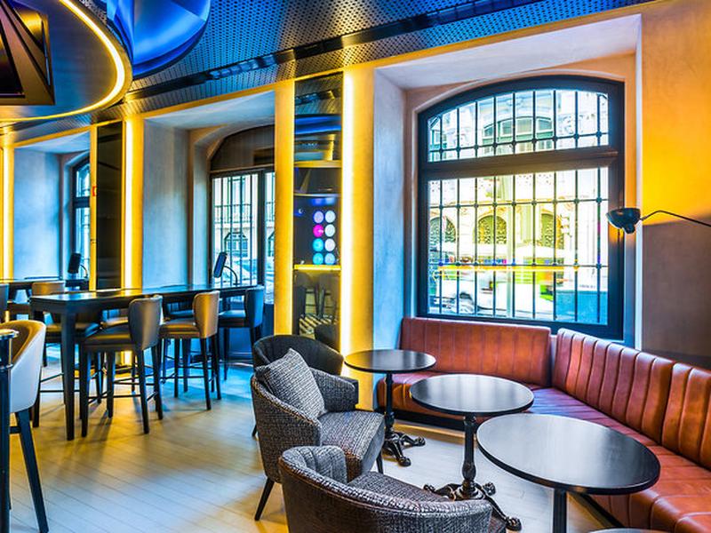 AEBC2F0BF4ED14F2FA76A8AEB5C8D918