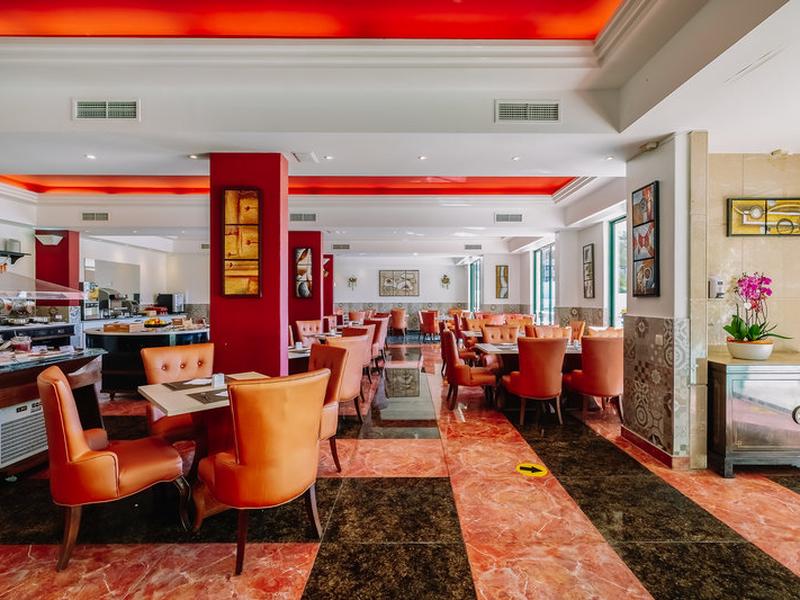 A81A6BA3AC2DA28D260B3893CC0B25C0