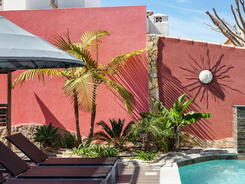 E4F1D076C6E5DD18E6B3036E45A4C909