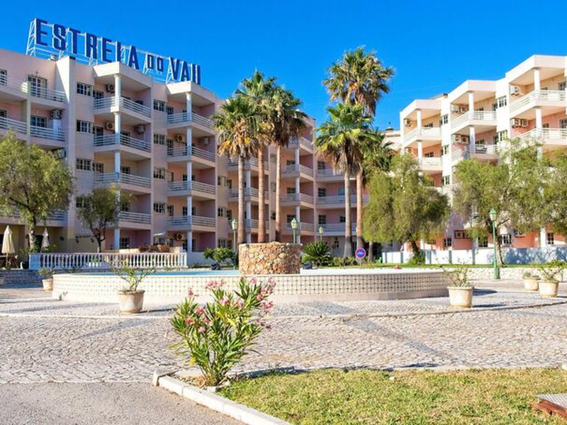 B2AE9A3B5712EF280F833EADD33F82D1