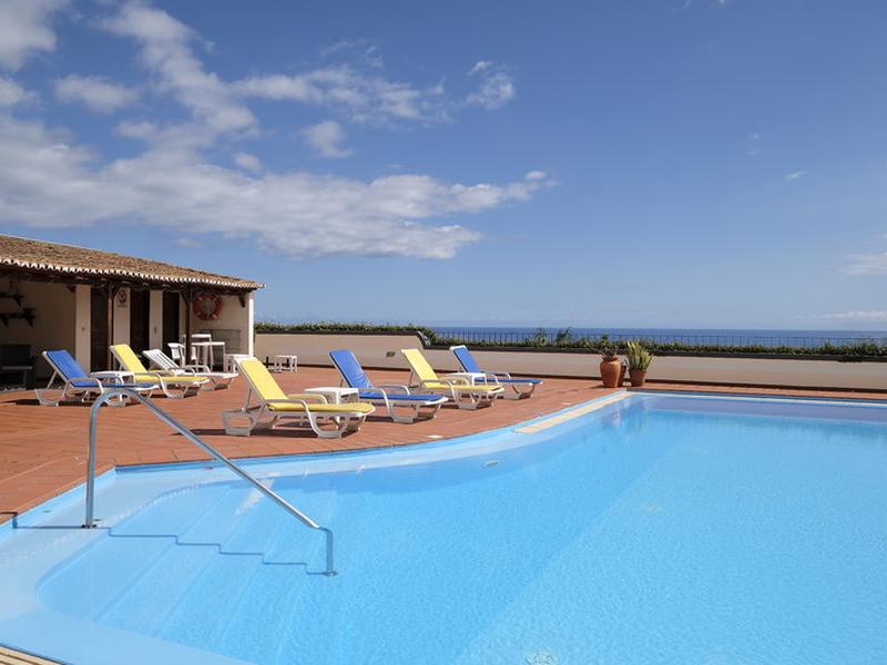 3C0336C2516AD91D17027C9BB791A6F1