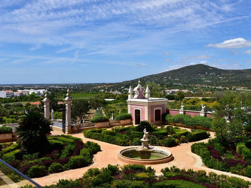 3A640E6864CEF7CA43B05DEA044E6EFD