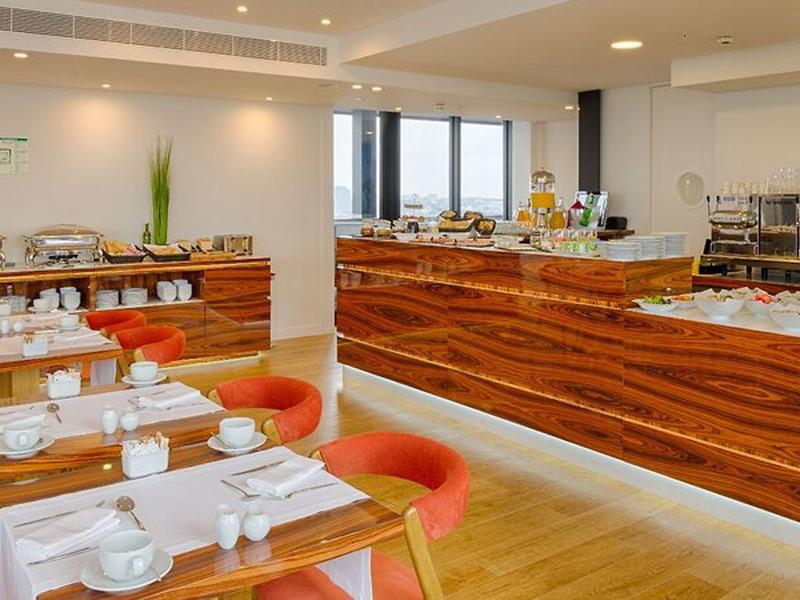 569481BFA7D46C77097BFBD4C48C1205