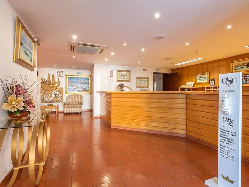 8D93DFD3214382205F4A00E4ECB68D42