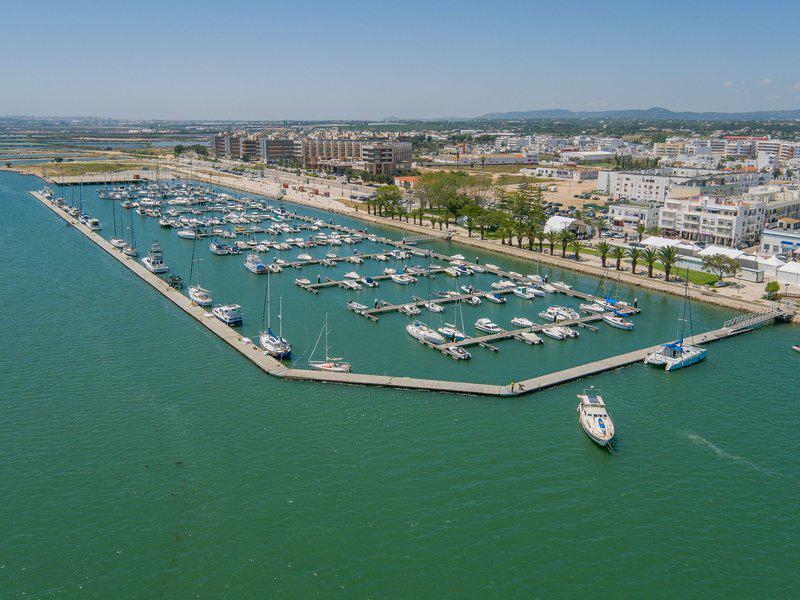 263140C7566143ACE1A81CCA94A2A14D