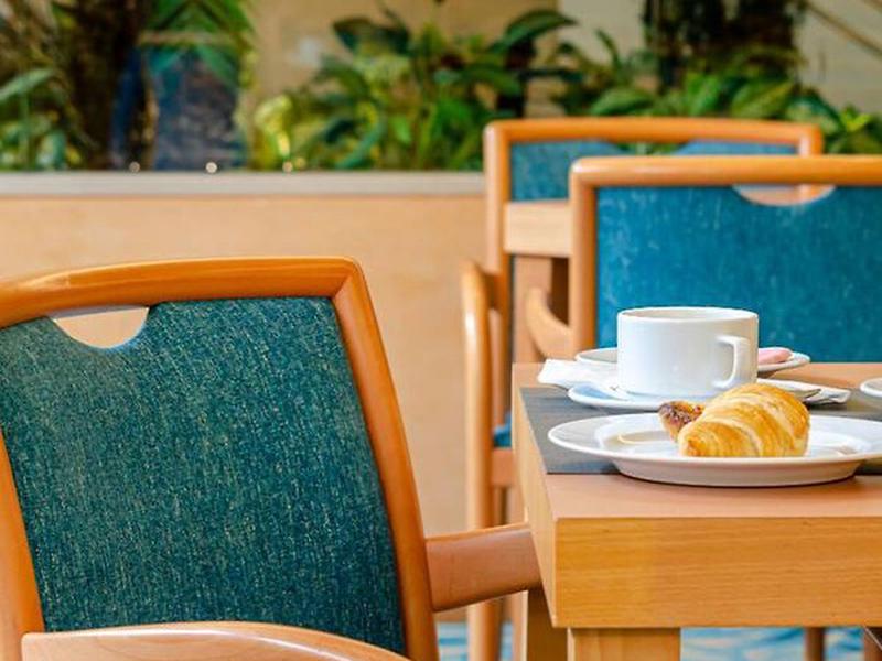 4E5337C495D445584AE79604D5C05025