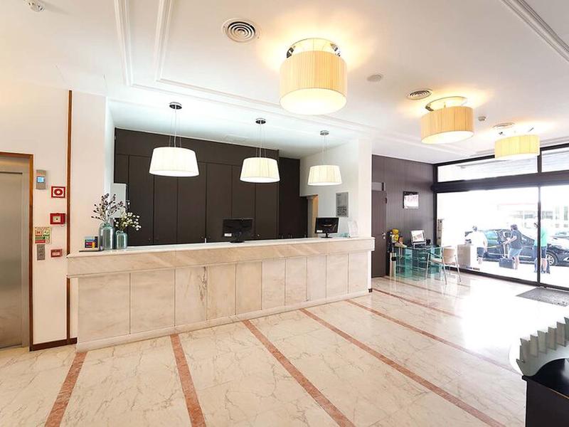 81BF07FA6AD7653DB47C75AC1FABAE71