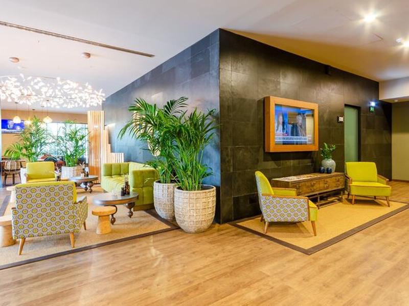 BA5D5FA665864D09C27AF54EE394C172