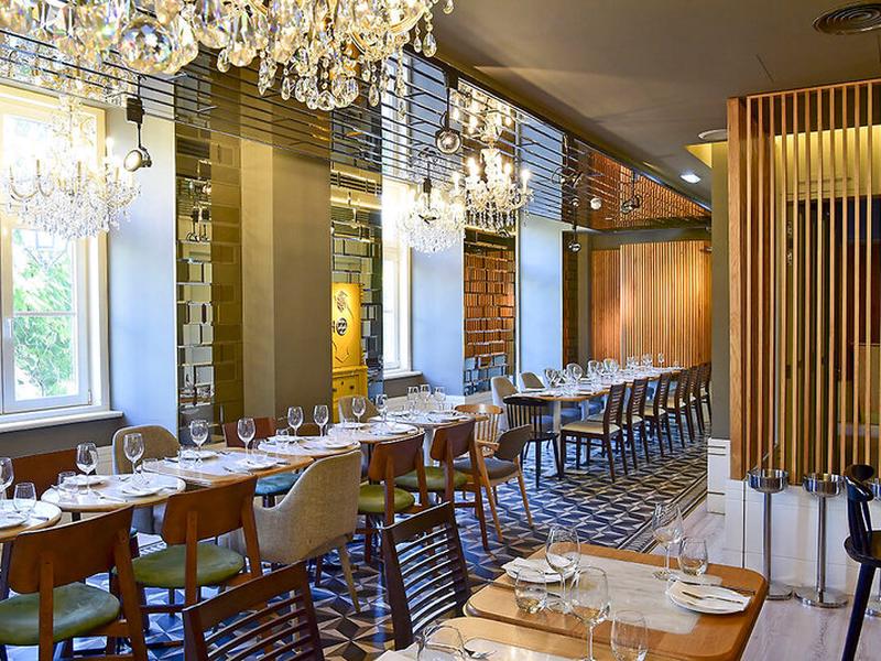 1856B2D979735586C752683F84FFFC2A