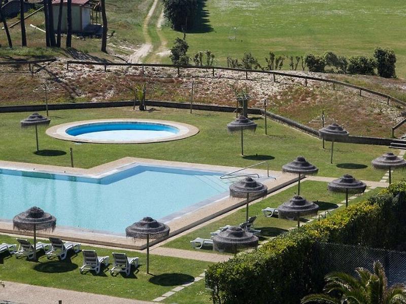 6A7BD0B5C85B24E157D08AC81AA5664C