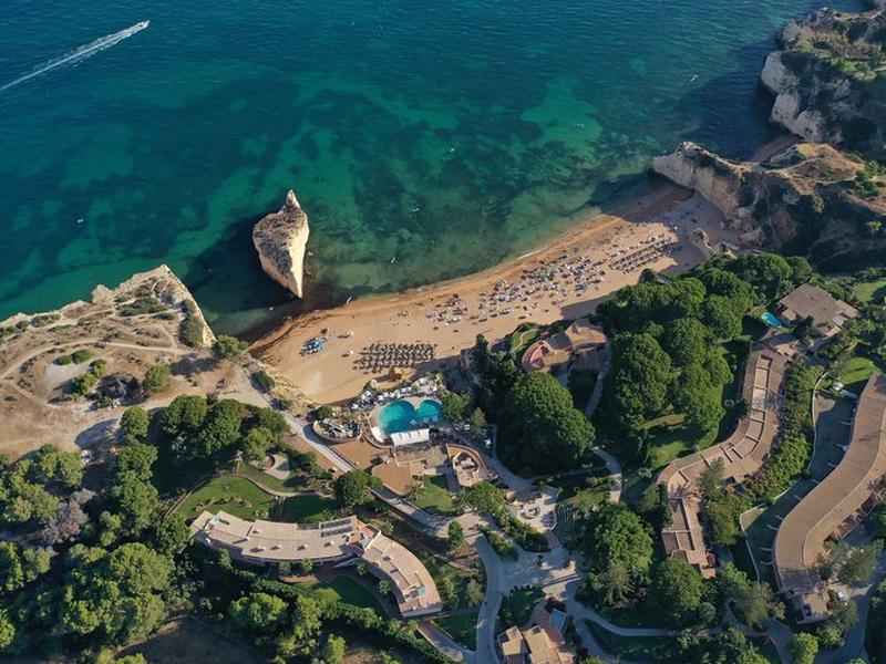 D372929D2693E5592CD4E19C816235C1