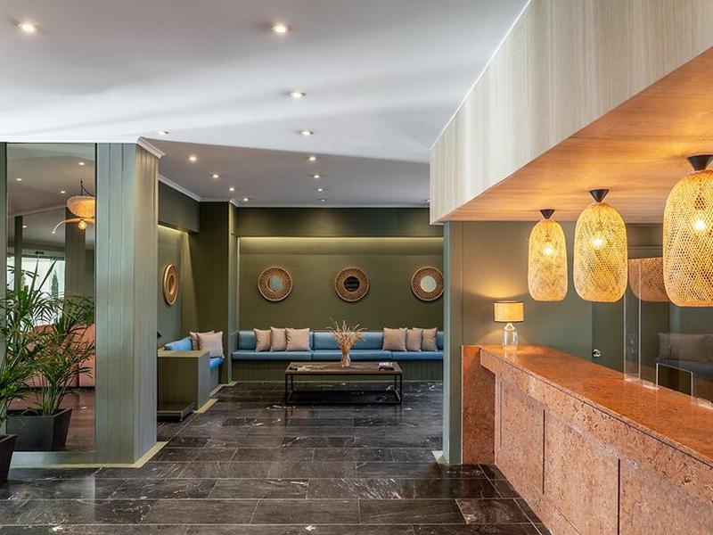 0D0CB68CB5189BFB6B124A6F4562E83E