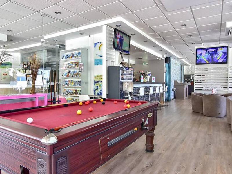 9343508E20D9286DD4E7832383E2CCB2