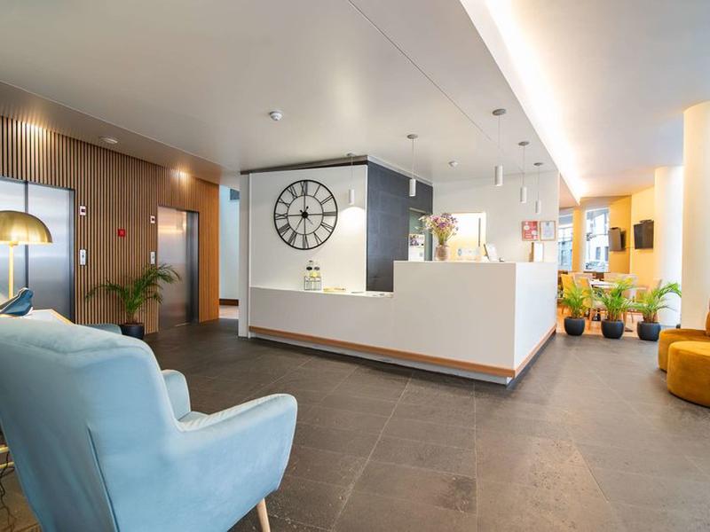 5030B3E1C09371C6D6892071AE2A19BE