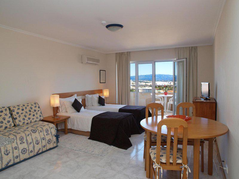 ED3492360338B5C9E8060366703E4626