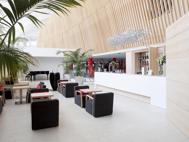 B3FED15E6F7891FA19F897FAA42A52BB