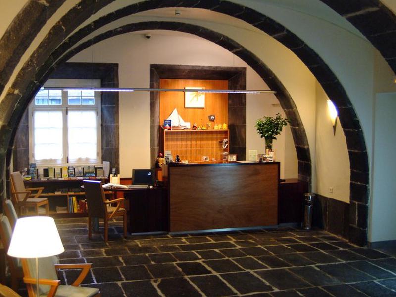 9A0734D3EF6EB132F87DA92F57224EDB