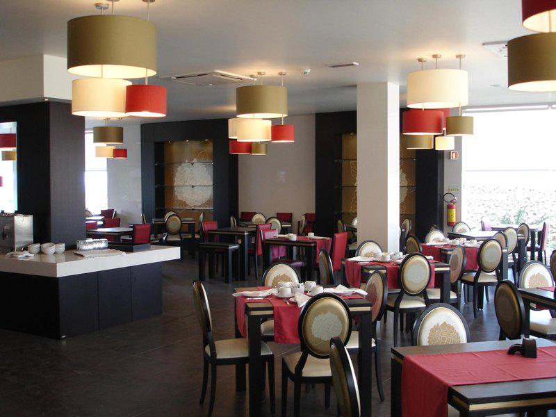 EDE33A928F9C7035D546BD8C36E901B2