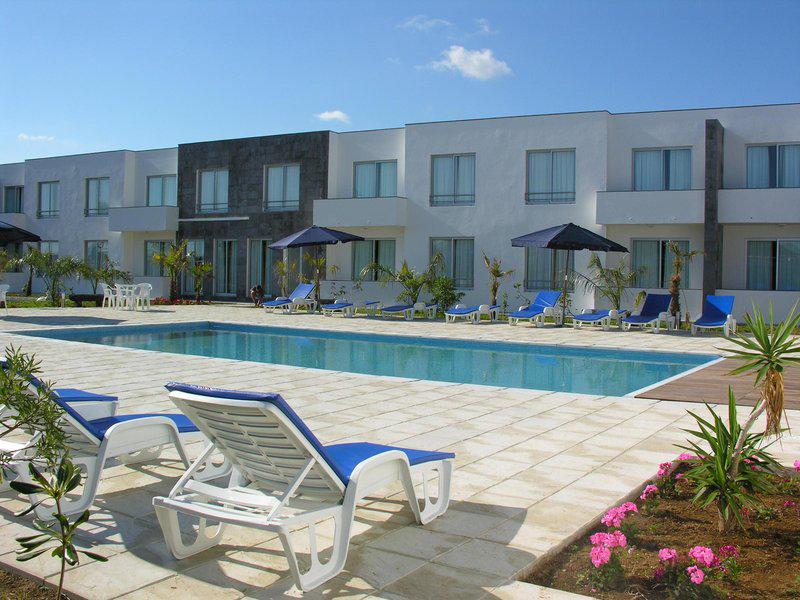 C7115D7CB894DD64523408B8BD813D42