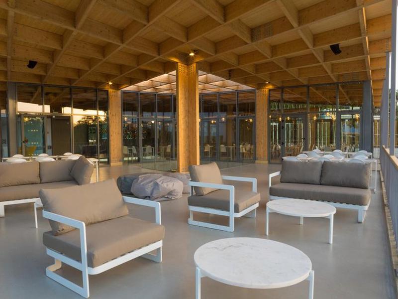 C8313260102B0096076641139B9E8030