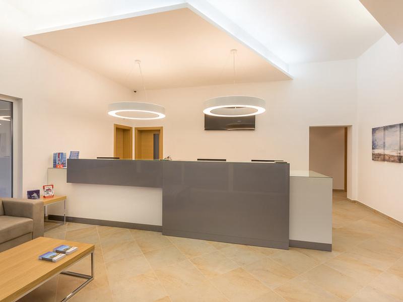 2E4807F8D9695A319267D0BC0AF08D75