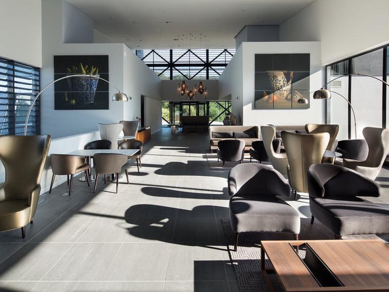 30400EBE36B3A9B4E8770073722405CA