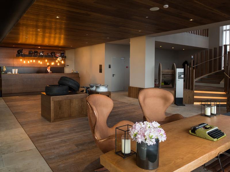 DC235A8D6DB410068A9AA1E3D8257FBD