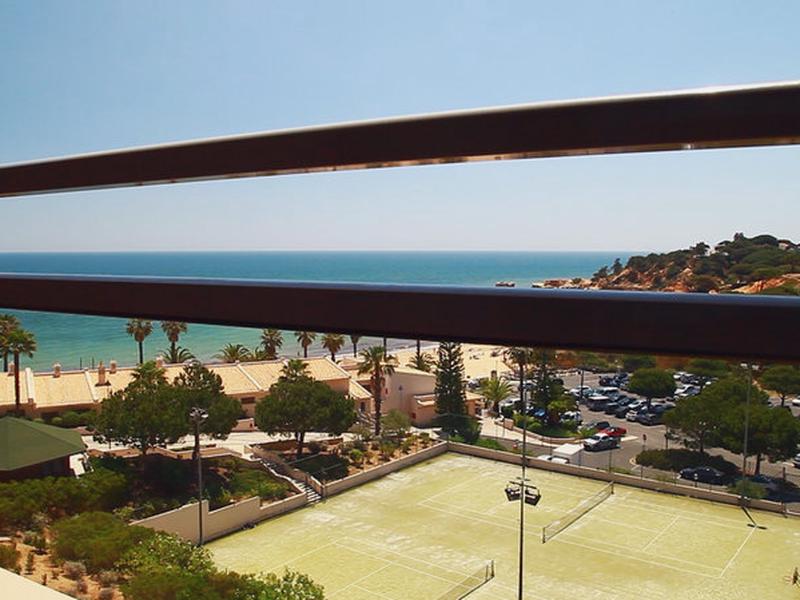 04DB7CA4AAAE338271B00C55850DC9C9